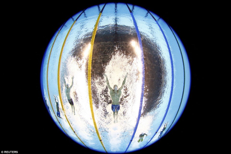 Những hình ảnh dậy sóng trên đường đua xanh Olympic 2016