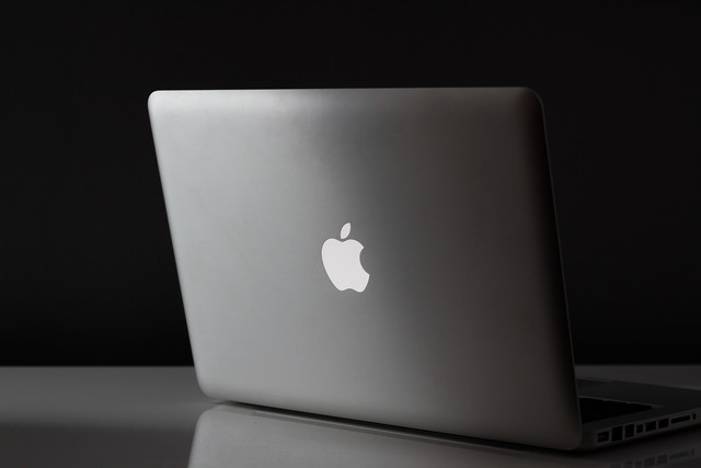 Lần đầu tiên sau 4 năm, MacBook Pro có diện mạo mới