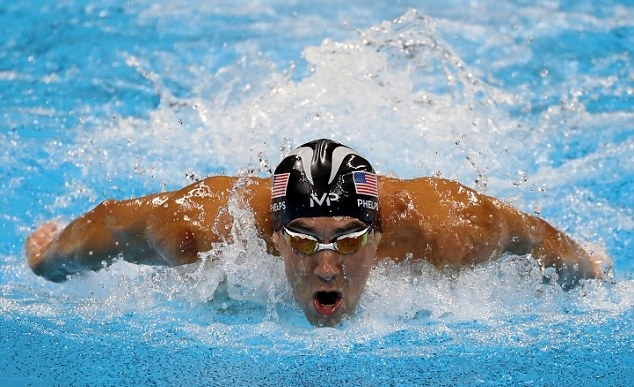 Michael Phelps phá vỡ kỷ lục tồn tại 2.168 năm ở Olympic