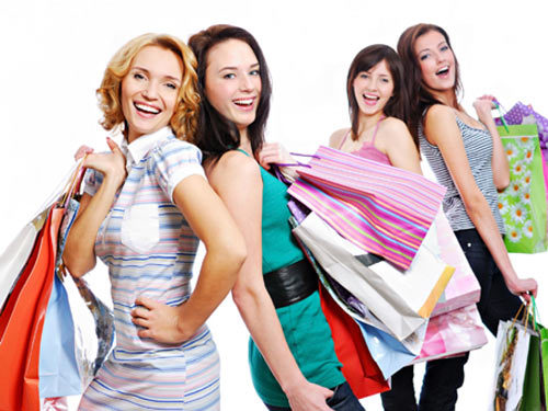 Săn hàng hiệu giá ‘hời’ không tốn sức