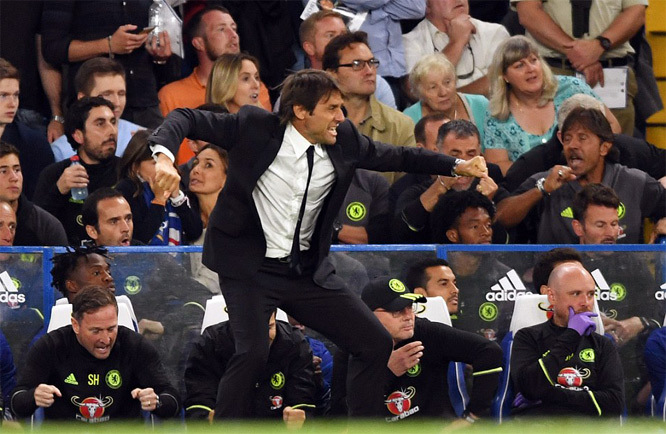 Chelsea thắng phút cuối, Conte ăn mừng điên cuồng