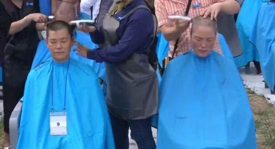 Dân Hàn cạo đầu phản đối hệ thống phòng thủ tên lửa của Mỹ