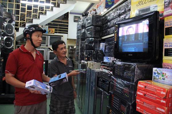 Ngày đầu tắt sóng analog, người dân không phàn nàn gì