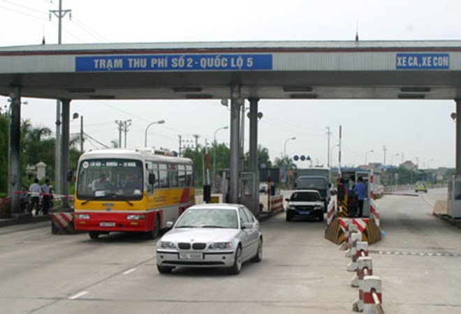 Bán ô tô đi xe máy vì phí quốc lộ 5 quá cao