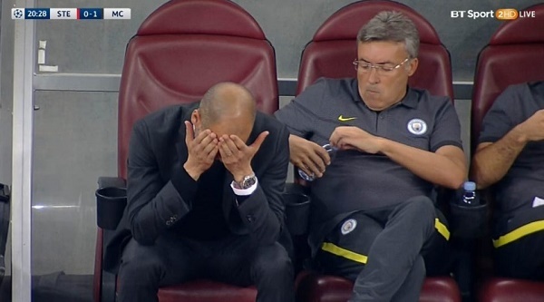 Pep ôm mặt, nói gì về 2 quả penalty hỏng ăn của Aguero?
