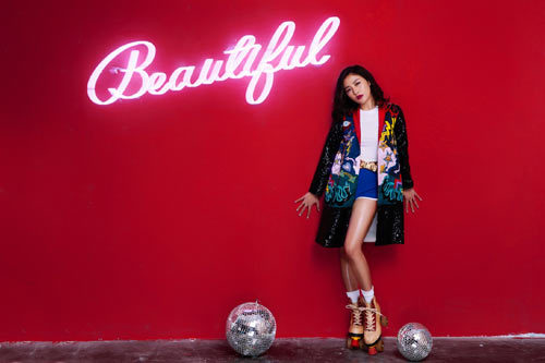 Văn Mai Hương nổi loạn đòi nữ quyền trong MV mới