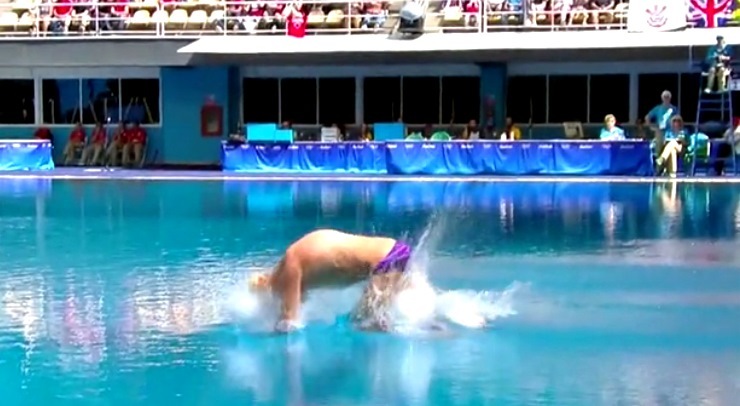 ĐKVĐ nhảy cầu Olympic bị điểm 0 với bài thi thảm họa