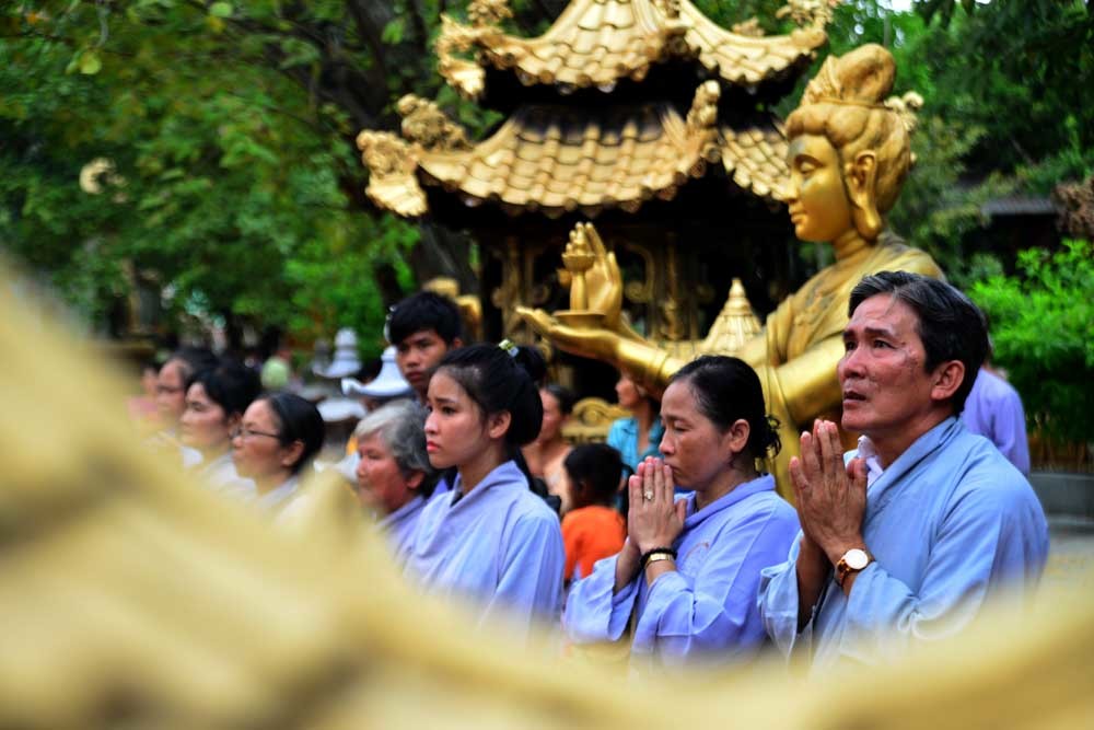 Hàng nghìn người dự lễ Vu lan ở Sài Gòn