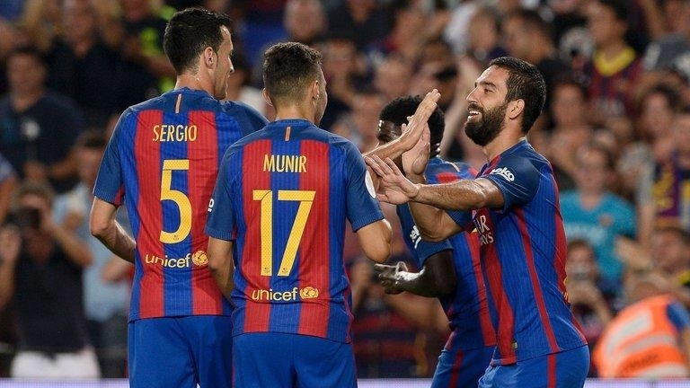 Messi tỏa sáng, Barca giành siêu cúp TBN