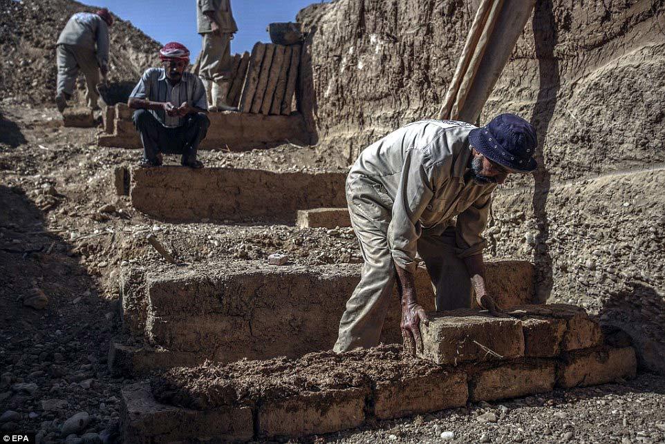 Những ngôi mộ bậc thang đầy ám ảnh ở Syria