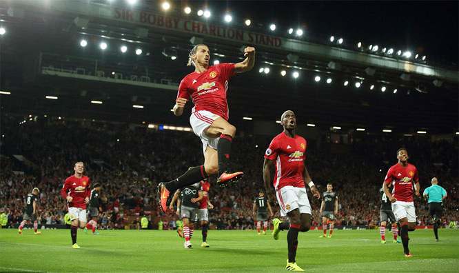 Ibrahimovic bùng nổ, MU