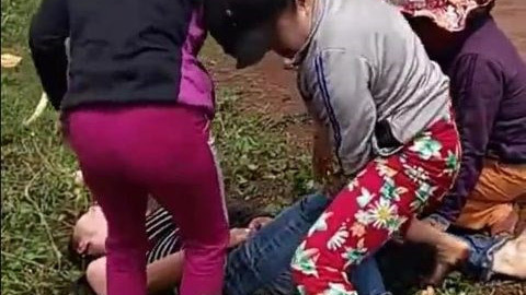 Không khởi tố vụ vợ phó công an xã đánh ghen