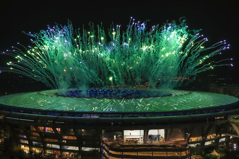 Video toàn cảnh lễ bế mạc Olympic Rio 2016