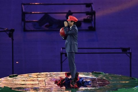 Video thủ tướng Nhật hóa thân thành Mario tại lễ bế mạc Olympic