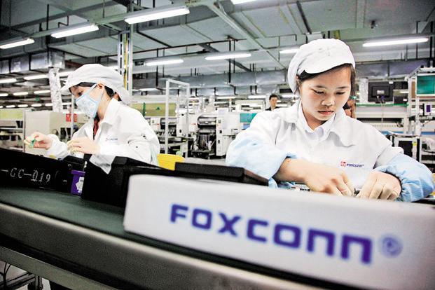 Công nhân Foxconn lại tự tử, Apple rời việc sản xuất iPhone khỏi TQ?