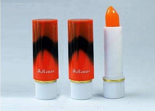 Bật cười khi ngắm lại các kiểu mốt từng làm 'điên đảo' những năm 2000