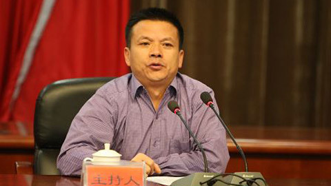 Quan chức đất đai 'hốt' tiền hối lộ nhiều như nước
