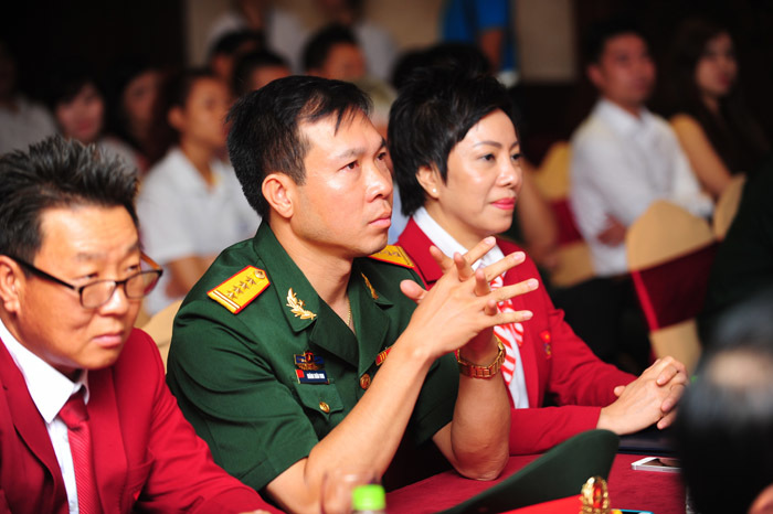 Nhận tiền thưởng khủng, Hoàng Xuân Vinh ấp ủ mở trường bắn