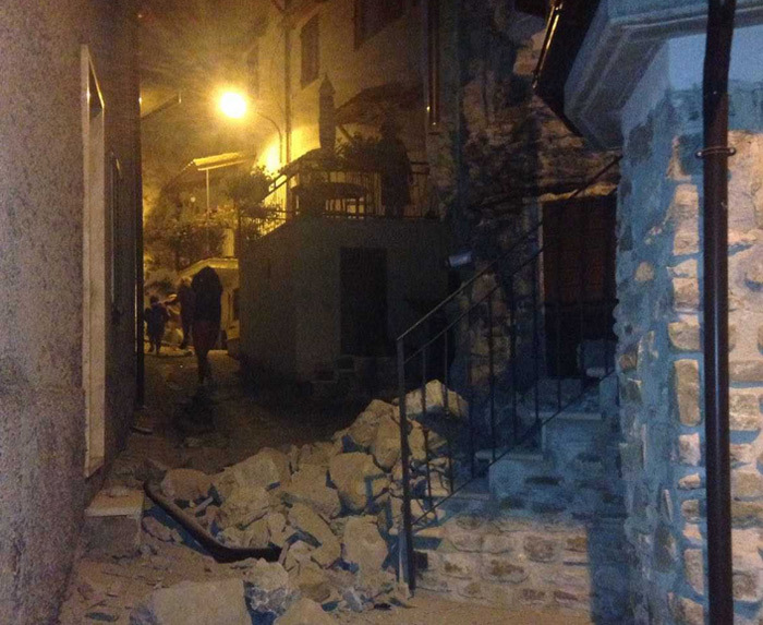 Động đất rung chuyển Italy, nhiều tòa nhà sập