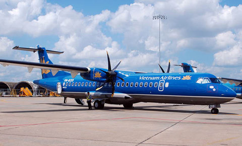 Cú va chạm bất ngờ trong sân bay Tân Sơn Nhất