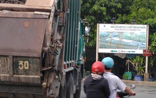 Mùi hôi ‘tấn công’ Nam Sài Gòn: Dân bịt khẩu trang đi ngủ