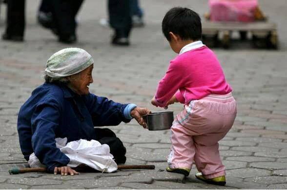 Ứng xử bất ngờ của giám đốc người Hàn với cô giáo Việt Nam