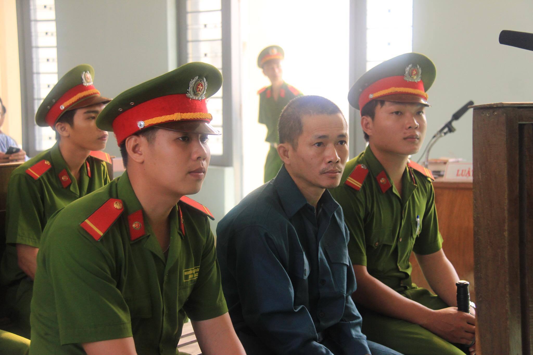 Xét xử nghi can giết người khiến ông Nén dính án oan
