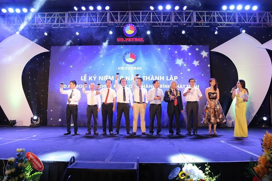 Dầu khí Gia Định: 10 năm vững thế ‘kiềng ba chân’