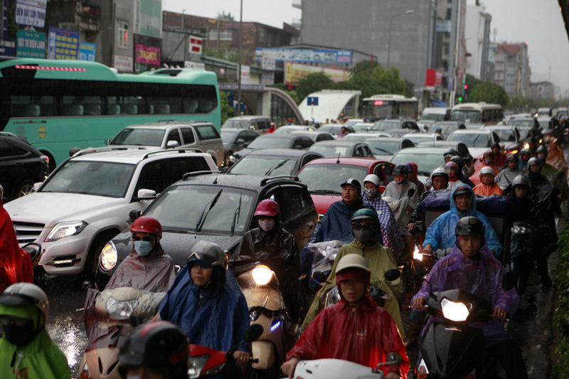 Hà Nội mưa trắng trời