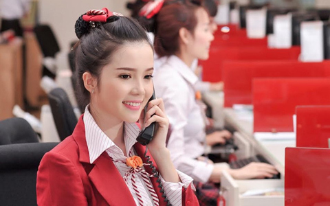 Hành trình đến Chung kết Hoa hậu của giao dịch viên HDBank