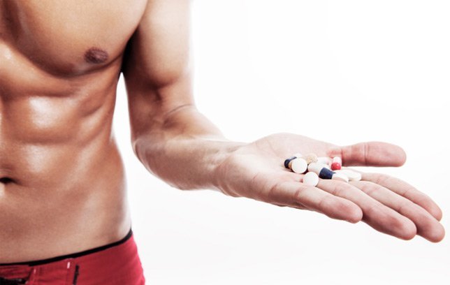 Ung thư tinh hoàn vì muốn cơ bắp cuồn cuộn