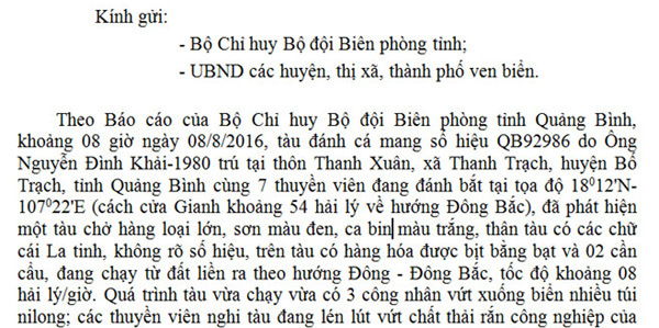 Quảng Bình: Tàu lạ thả nhiều bao nylon xuống biển