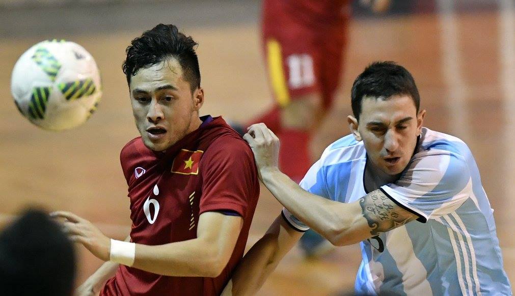 Chiếu chậm trận thua ngược của Futsal Việt Nam trước Argentina