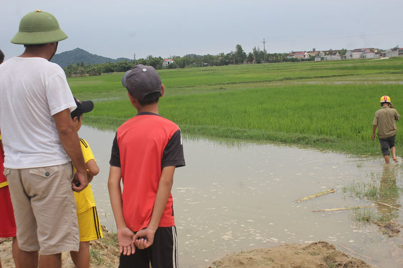 2 học sinh chết đuối thương tâm sau khai giảng