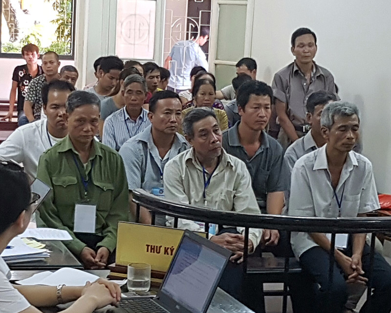 Hàng loạt quan xã vào tù vì cưỡng chế quá đà