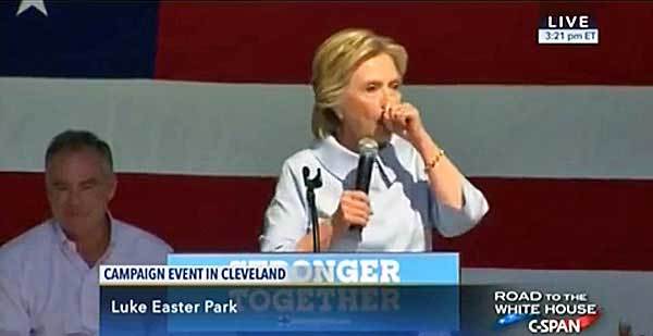 Tin đồn đeo bám Hillary sau video ho mất kiểm soát