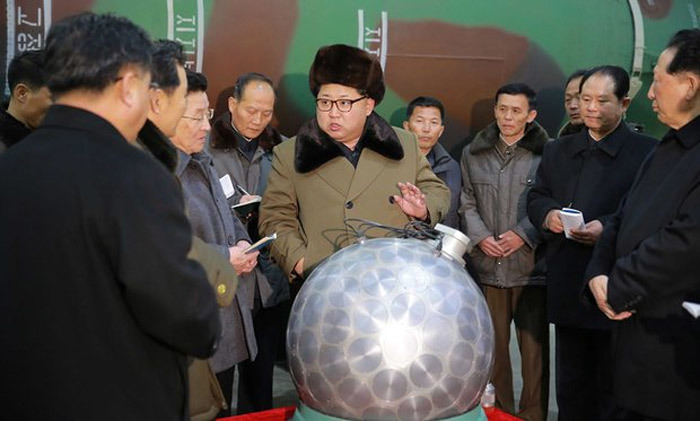 Kim Jong-un ra lệnh phải phát triển hạt nhân