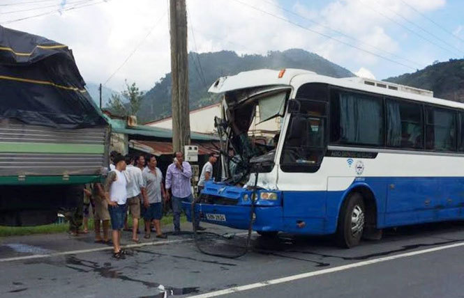 Bộ trưởng hạnh phúc là đồng nghiệp của tài xế dìu xe khách