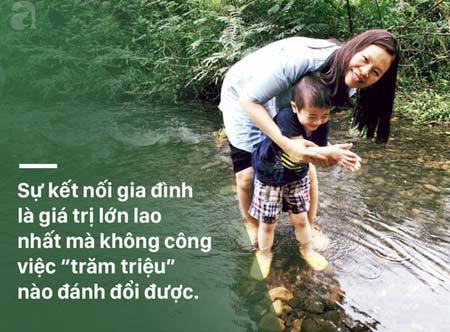 Từ chức giám đốc ngân hàng, trồng rau thu 2 tỷ/tháng