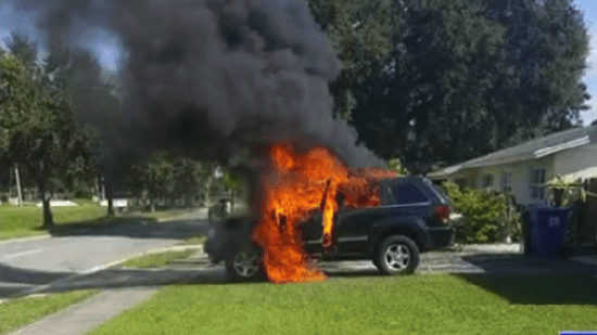 Galaxy Note 7 lại nổ thiêu rụi xe Jeep