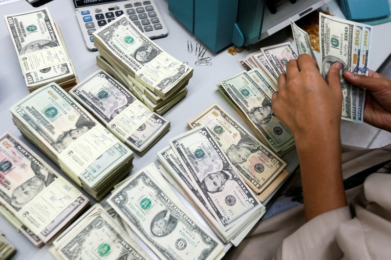 Tỷ giá ngoại tệ ngày 10/9:  USD tăng cao nhất 3 tháng