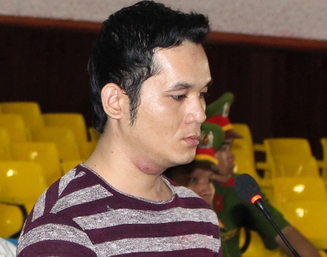 Võ sĩ Muay Thái bị đâm chết khi tát gã côn đồ