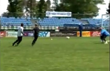 Xem Mourinho solo ghi bàn điệu nghệ