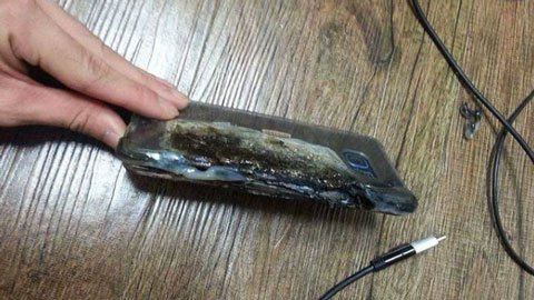 Dừng cung cấp dịch vụ sạc pin điện thoại trên máy bay