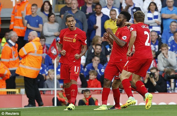 Hàng công bùng nổ, Liverpool đè bẹp ĐKVĐ Leicester