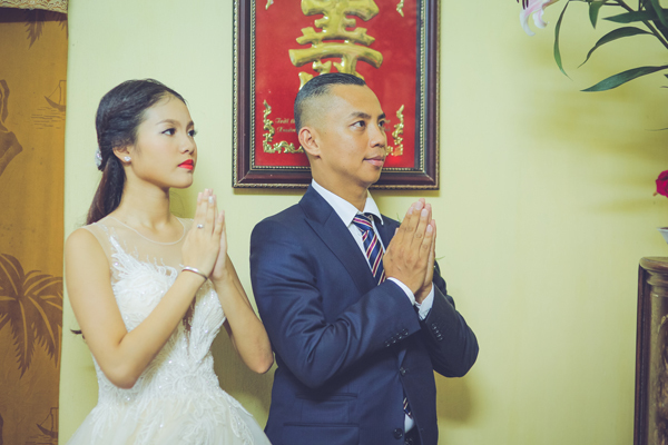 Chí Anh cầu hôn vợ trong tiệc cưới, Hà Tăng tình tứ bên ông xã