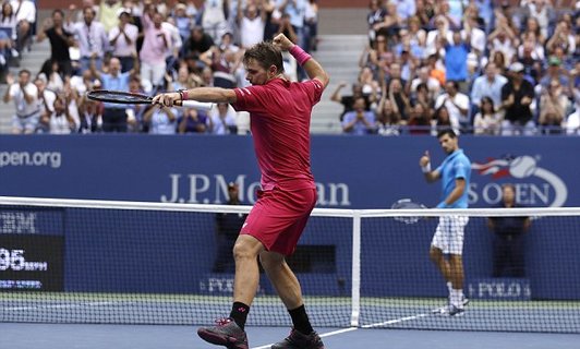 Video Những pha đôi công tuyệt đỉnh của Djokovic và Wawrinka