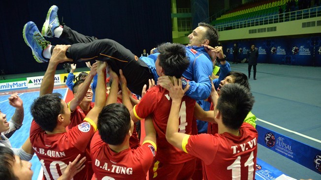 Futsal Việt Nam và chiến thắng lịch sử: Phép màu của Bruno Garcia