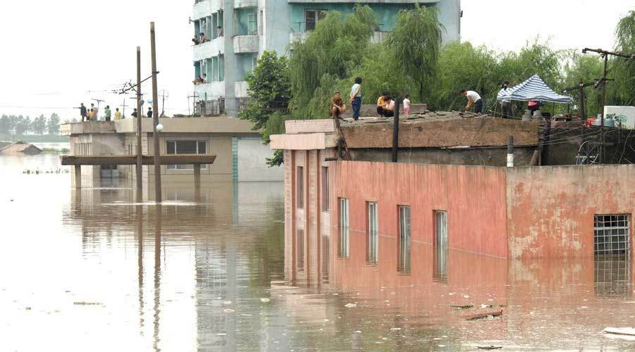 Triều Tiên lụt nặng, hàng trăm người chết, mất tích