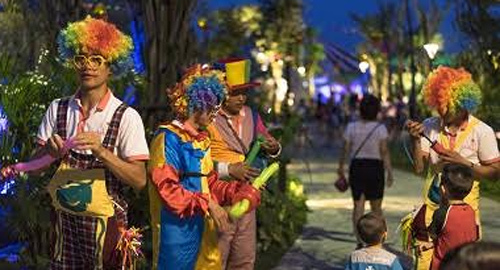 Đón Trung thu kiểu chợ phiên ở Vinhomes Riverside